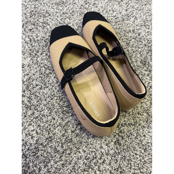 Elegant Two-Tone Flats - Picture 8 of 8